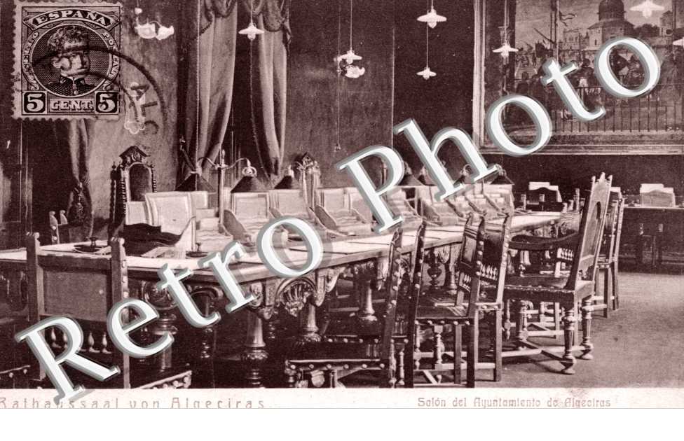 Salón del Ayuntamiento de Algeciras en el que se verifican los conferencias