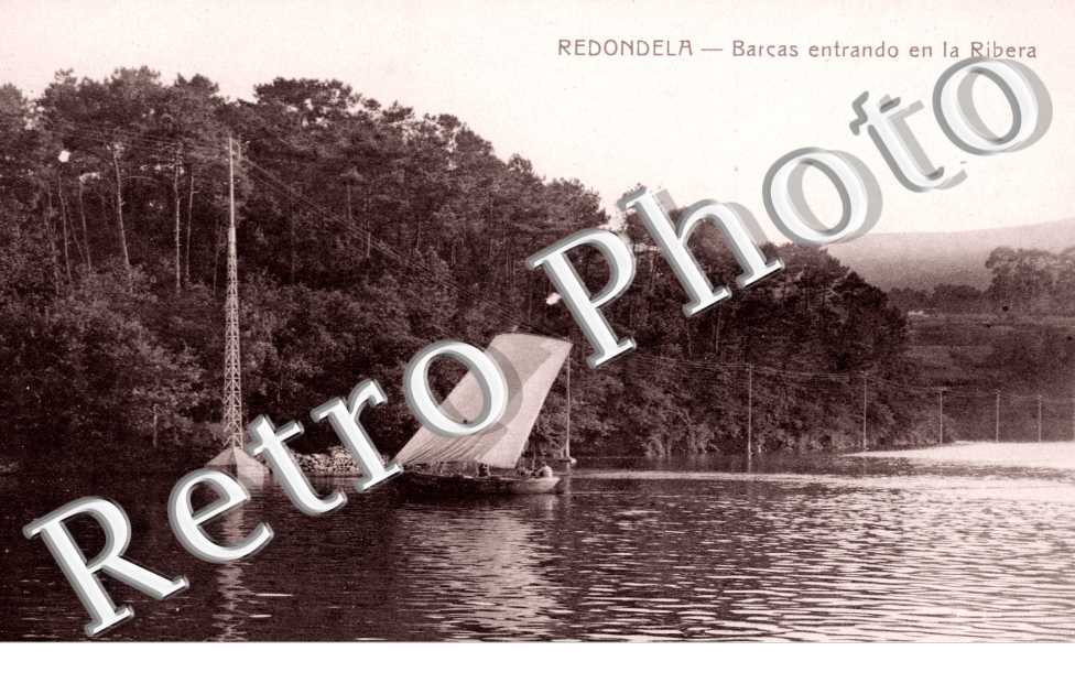 Barcas entrando en la Ribera