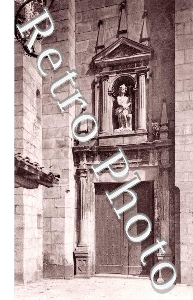 San Juan  -  Puerta de la Iglesia