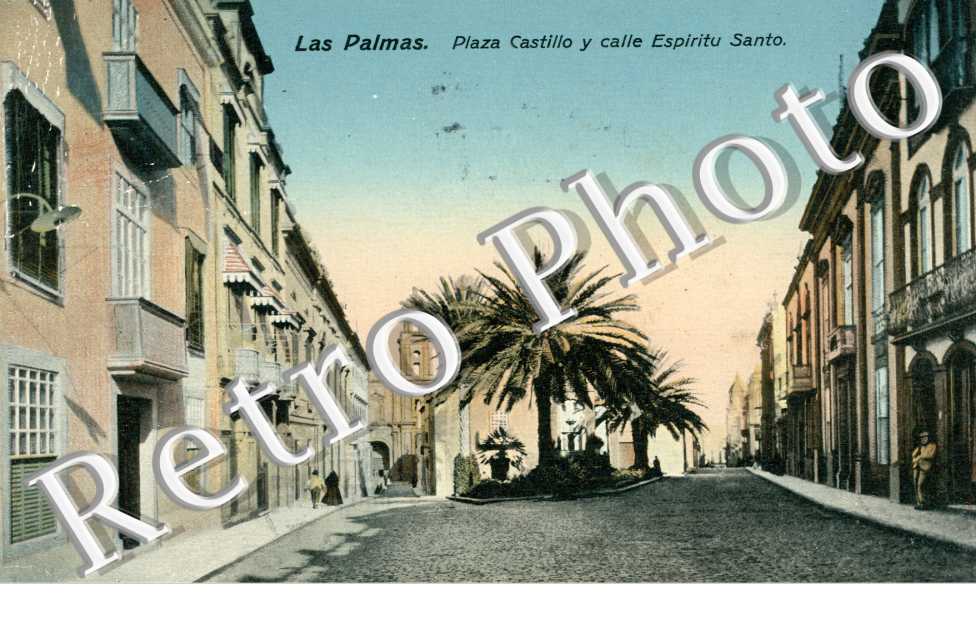 plaza Castillo y calle Espiritu Santo
