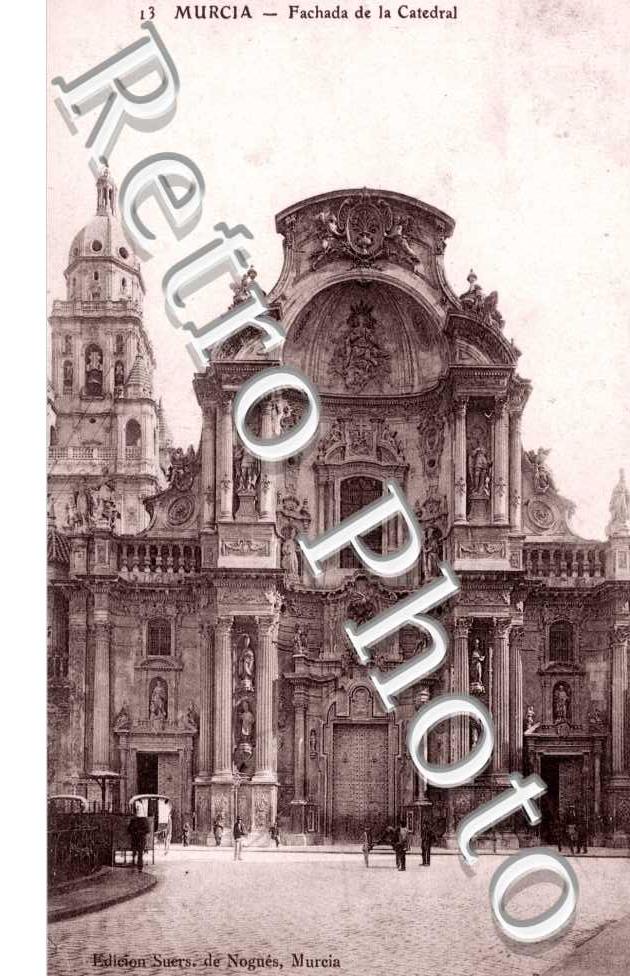 Fachada de la catedral