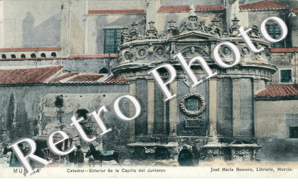 Catedral - Exterior de la capilla del Junteron