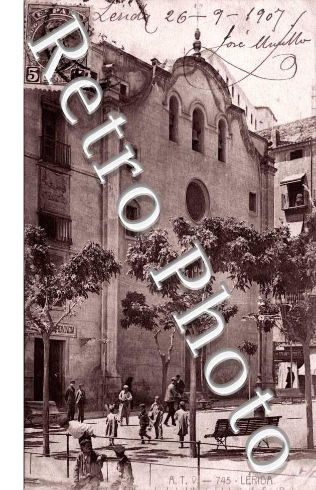 Plazuela de la Libertad, iglesia de San Pedro