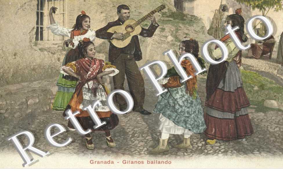 Gitanos bailando