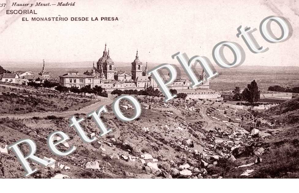 El monasterio desde la presa