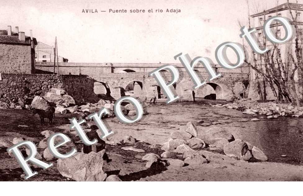 Puente sobre el rio Adaja