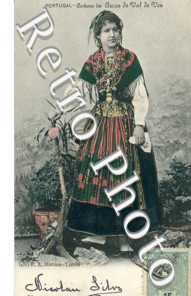 Costume