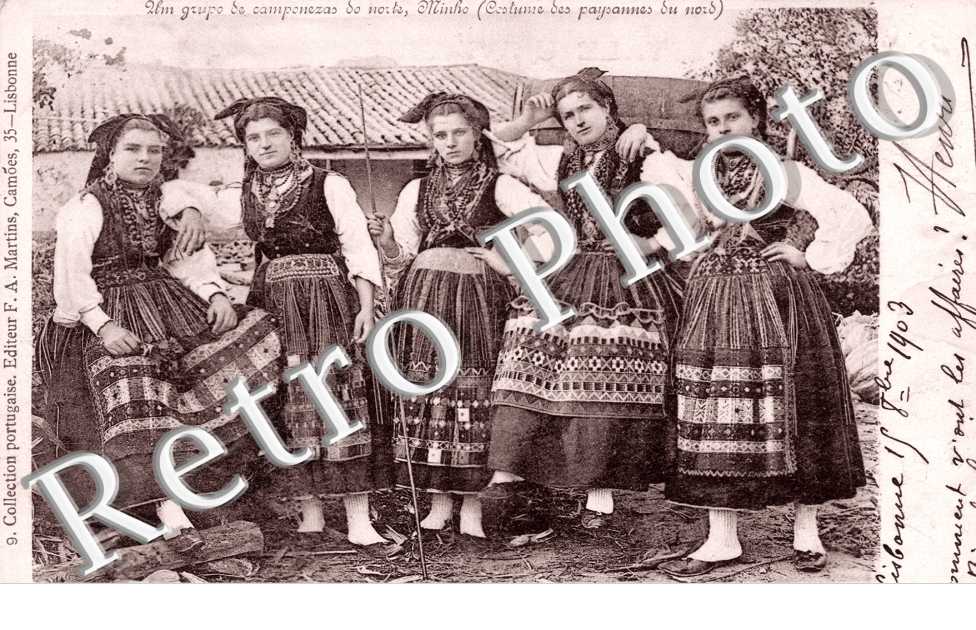 un grupo de campenezas do norte