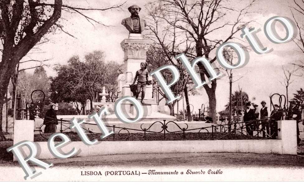 Monumento a Eduardo Coelho