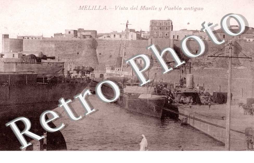 Vista del Muelle y Pueblo antiguo