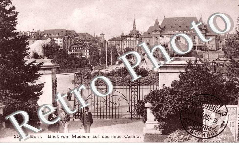 Blick vom Museum auf das neue casino, Vue du musee sur le nouveau casino