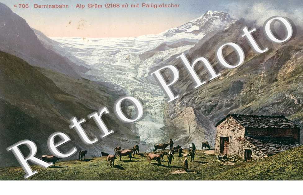 Berninabahn, Station Alp Grum mit Palugletscher. Chemin de fer de la Bernina, gare d'Alp Grum avec Palugletscher