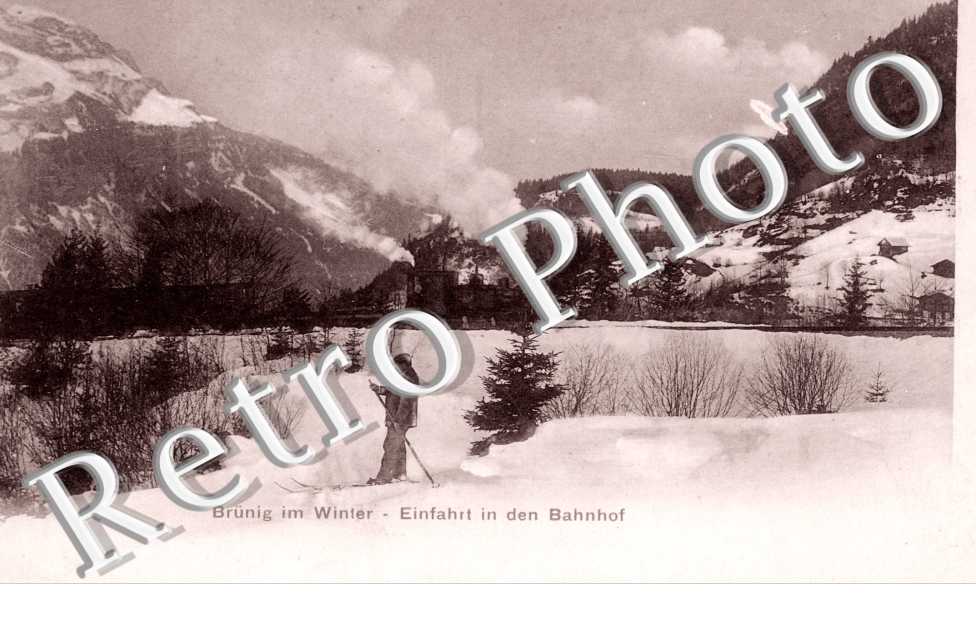 Brunig im Winter, Einfahrt in den Bahnhof