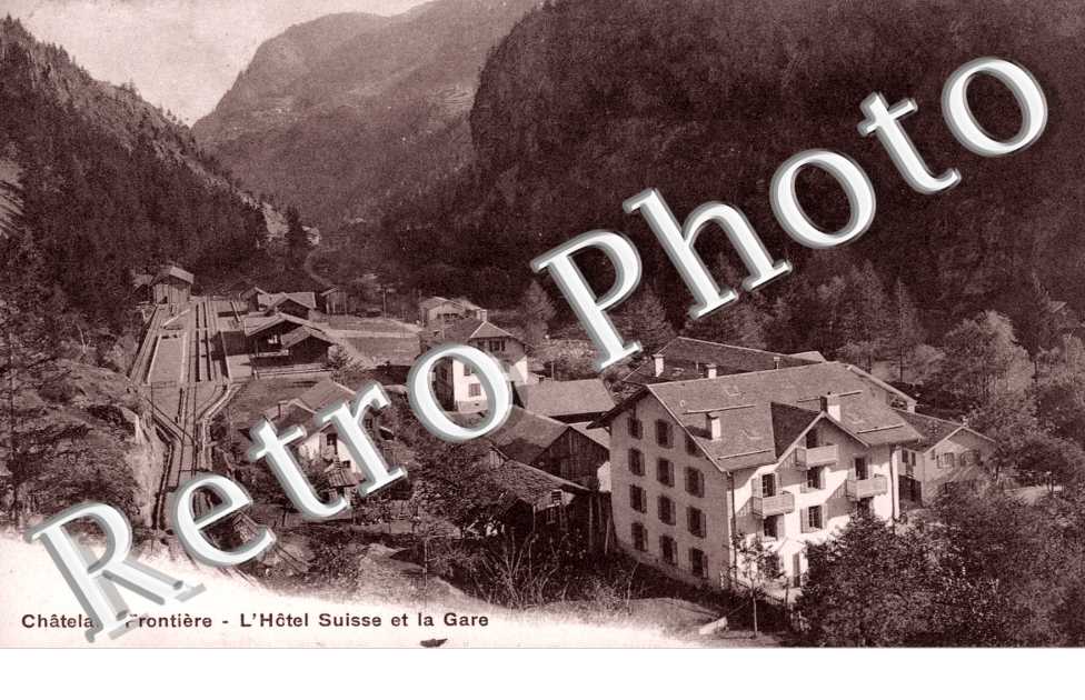 L'hotel Suisse et la gare