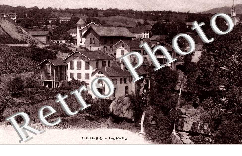 Les Moulins