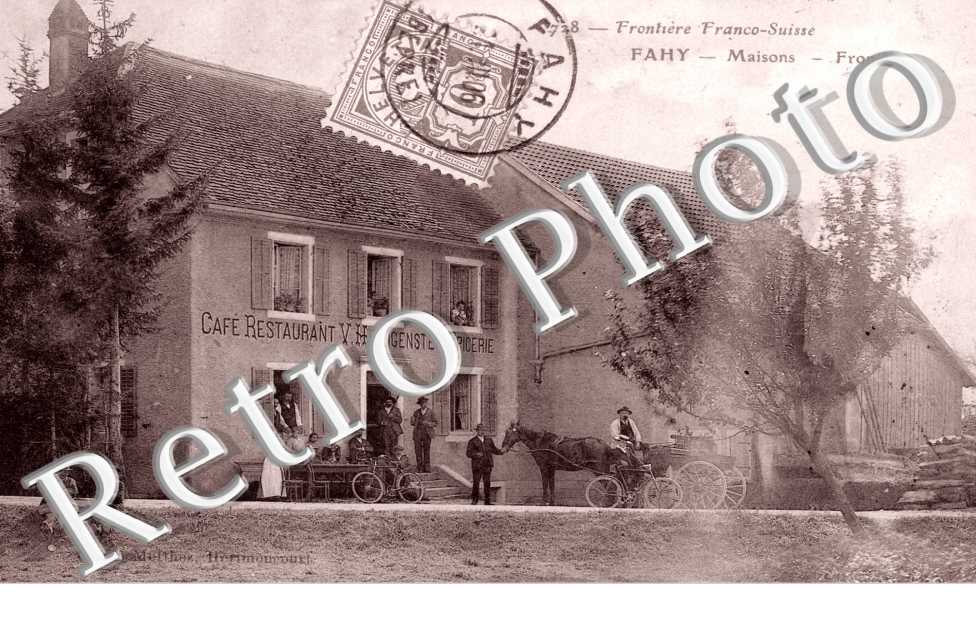Maisons, Frontiere