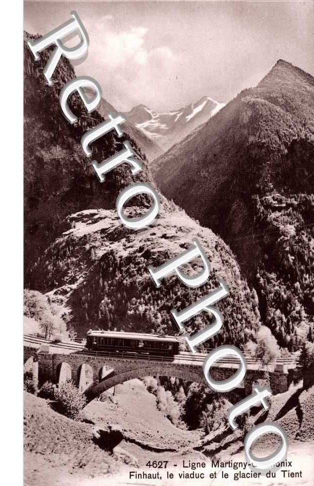 Ligne Martigny-Chamonix, Finhaut, le viaduc et le glacier du Tient