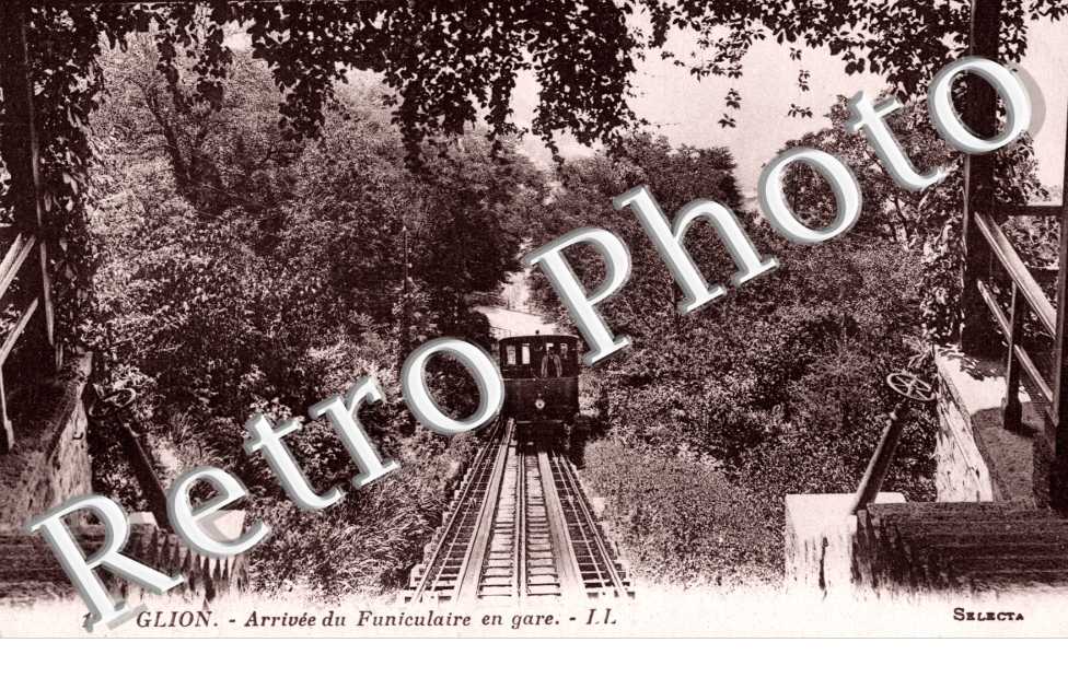Arrivee du Funiculaire en gare