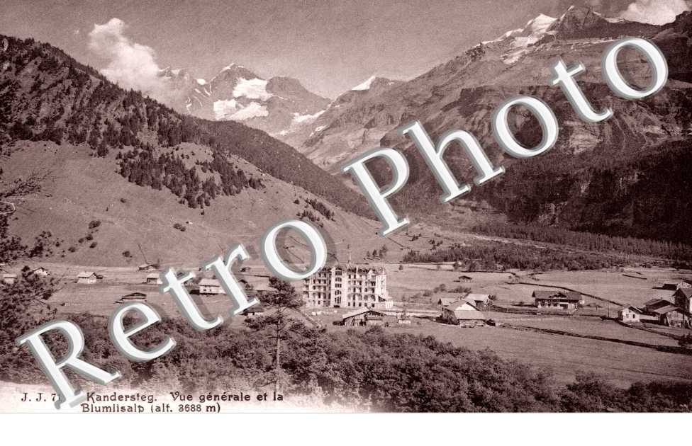Vue générale et la Blumisalp
