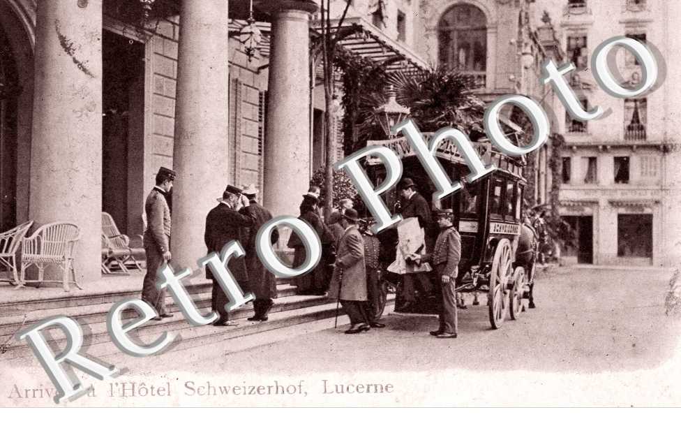 Arrivee a l'Hotel Schweizerhof