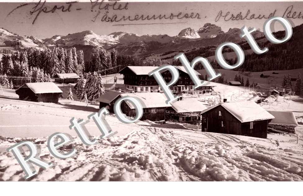 Des Chalets sous la neige