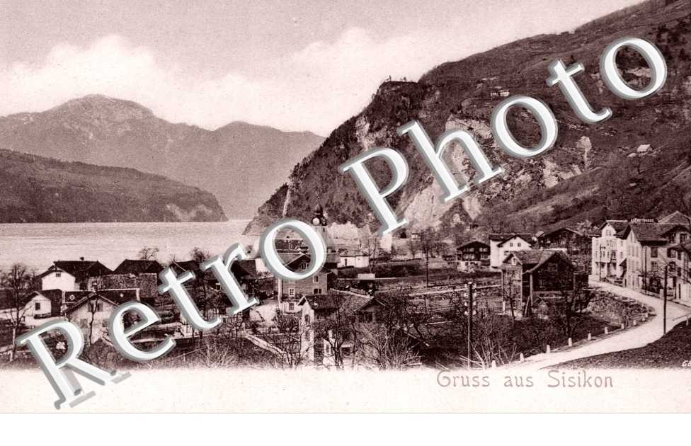 Gruss aus Sisikon, Vue de la Vallee