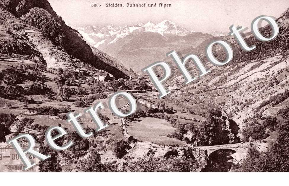 Stalden, Bahnhof und Alpen