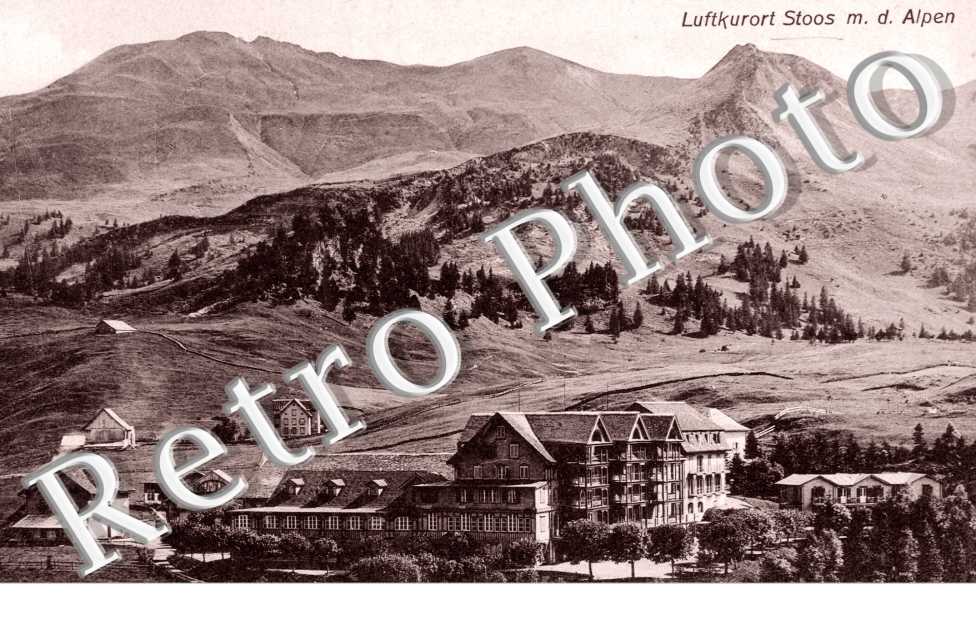 Luftkurort Stoos mit den Alpen