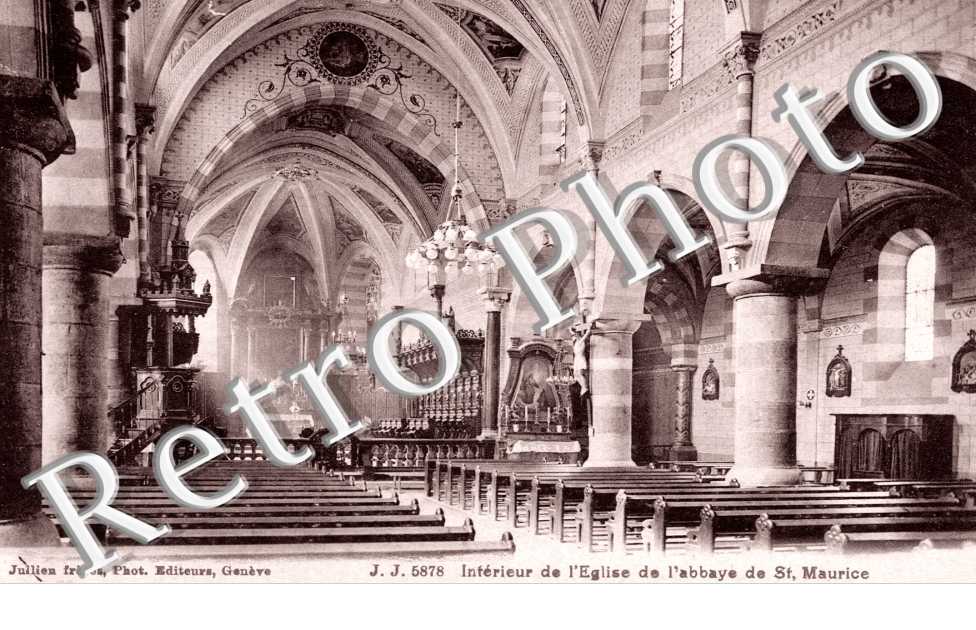 Interieur de l'eglise de l'abbaye