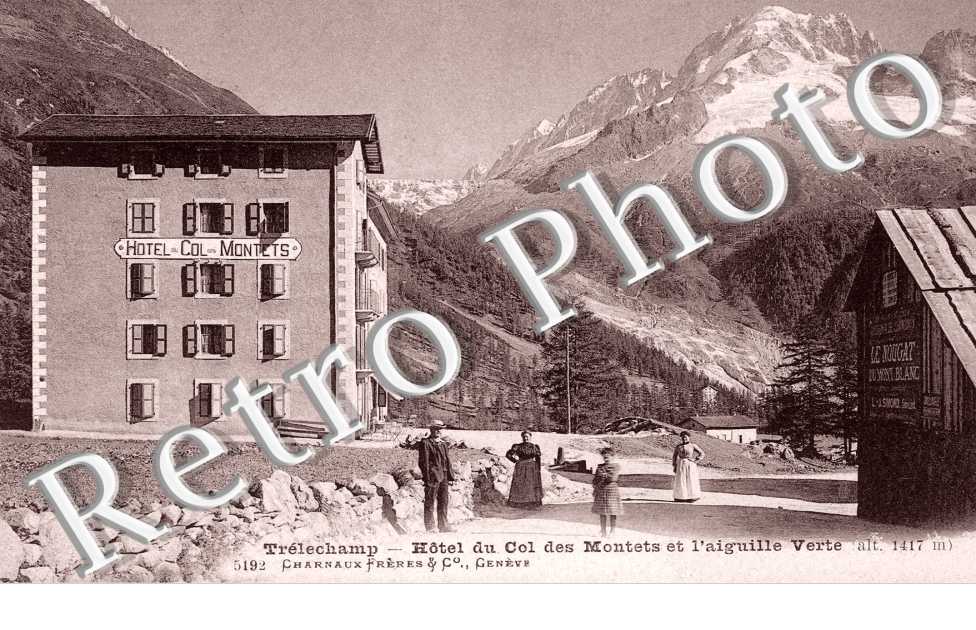 Hotel du Col des Montets et l'Aiguille Verte