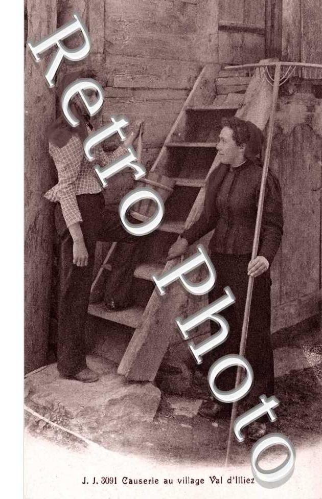Causerie au Village
