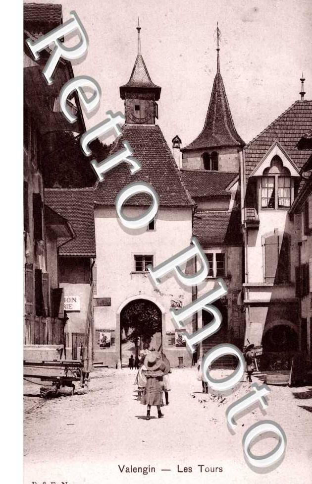 Les Tours