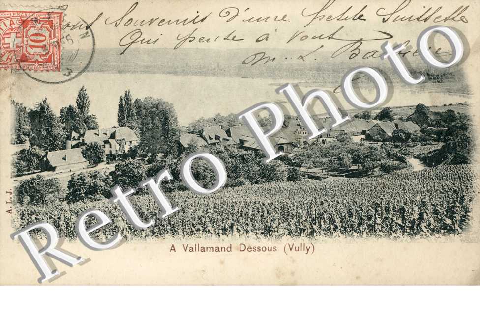 A Vallamnad Dessous