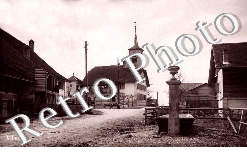Vue Interieure et l'Eglise