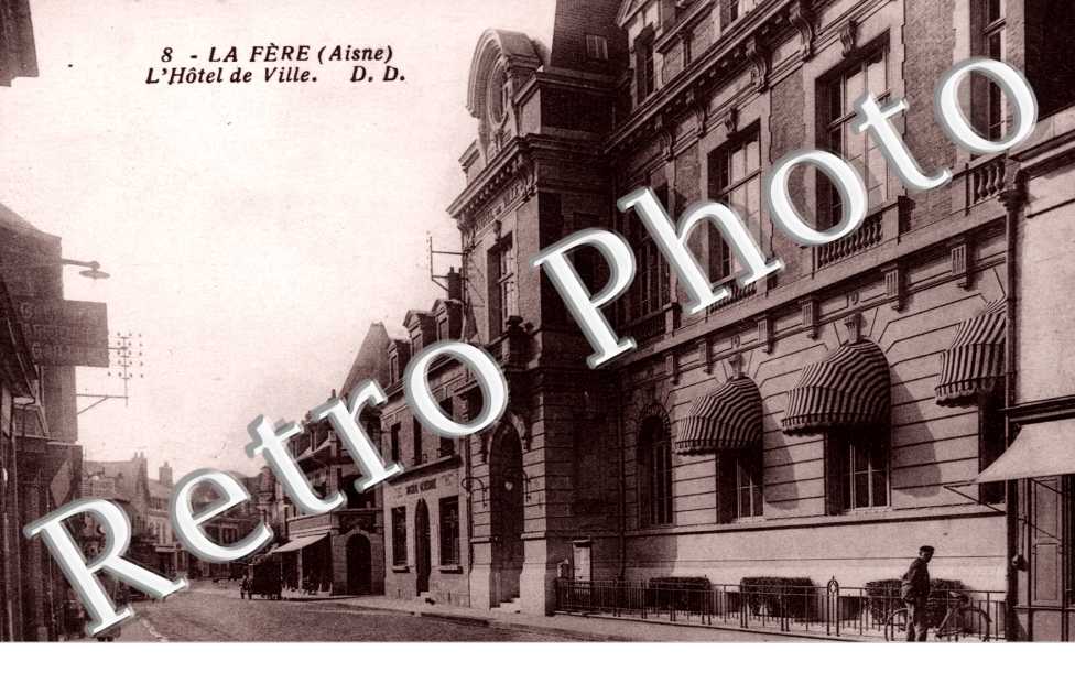 L'Hotel de Ville