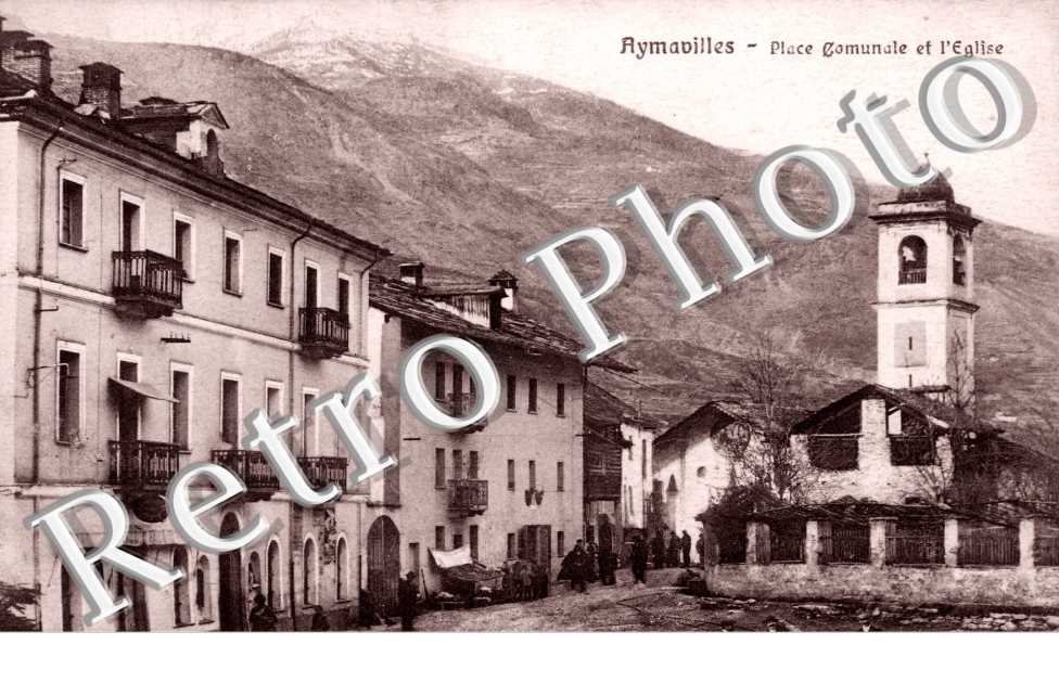 place communale et l'eglise