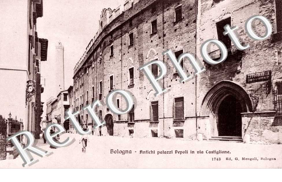 Antichi palazzi Pepoli in via Castiglione