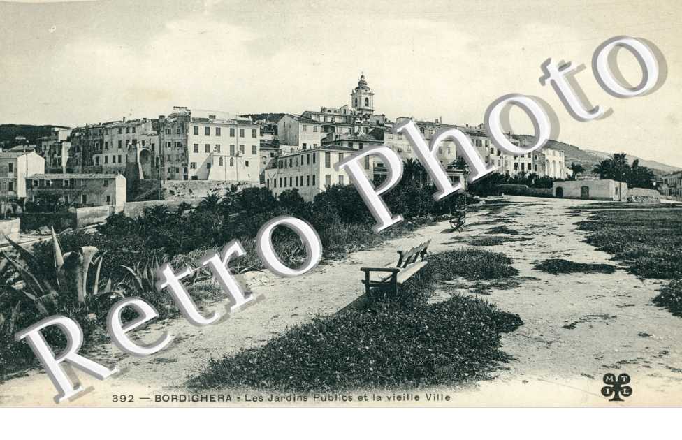 Les jardins publics et la vieille ville