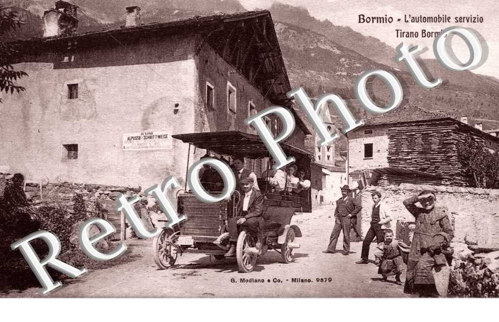 L'automobile servizio Tirano Bormio