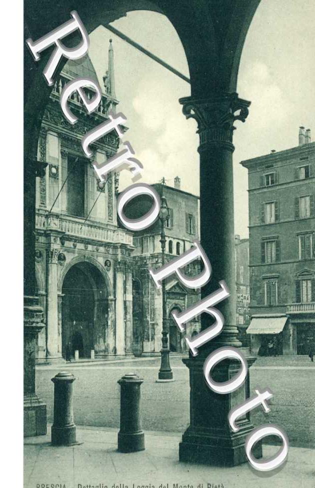 Dettaglio della  Loggia del Monte di Pieta