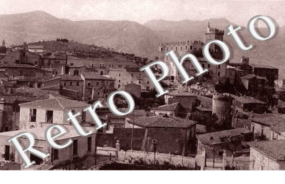 Capestrano - Panorama Generale {2 de 2 )