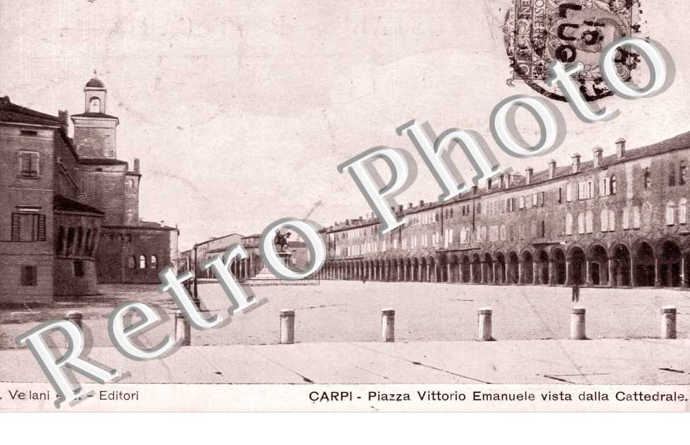 Piazza Vittorio Emanuele vista dalla Cattedrale