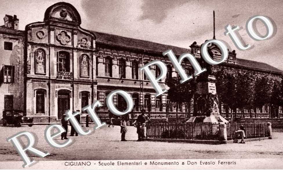 Scuole Elementari e Monumento a Don Evasio Ferraris