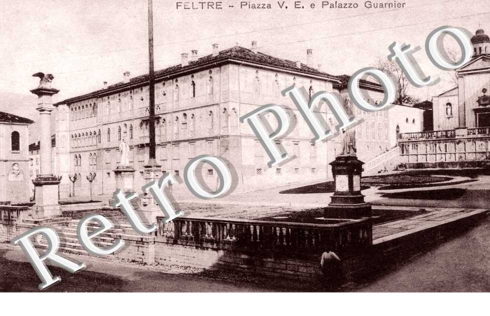 piazza  V.E. e palazzo Guarnier
