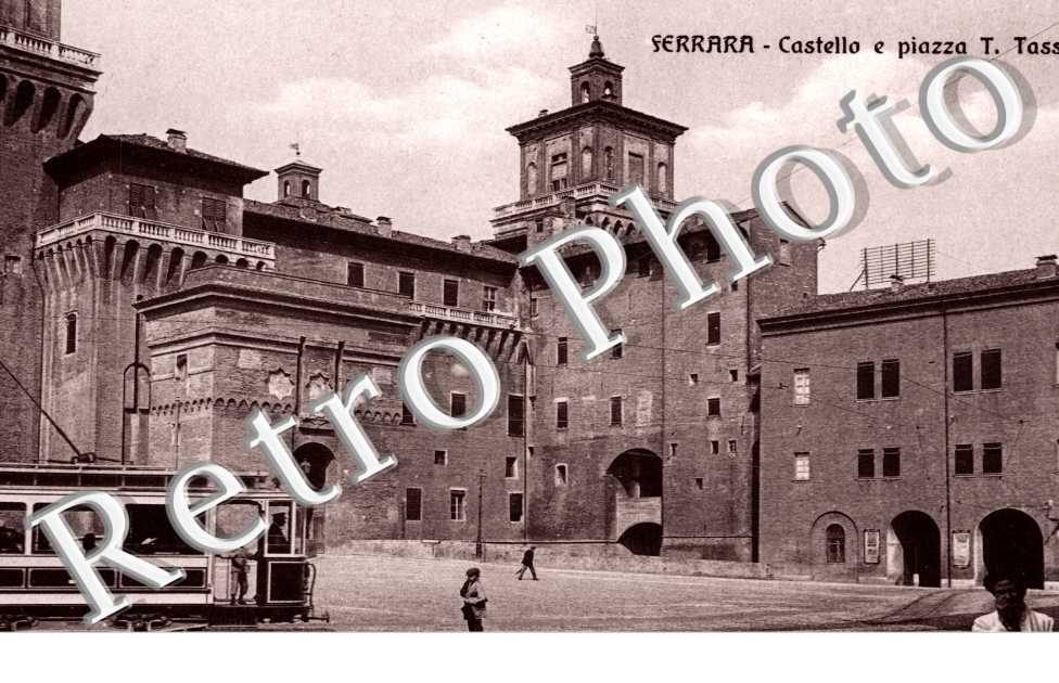 castello e piazza T.Tasso