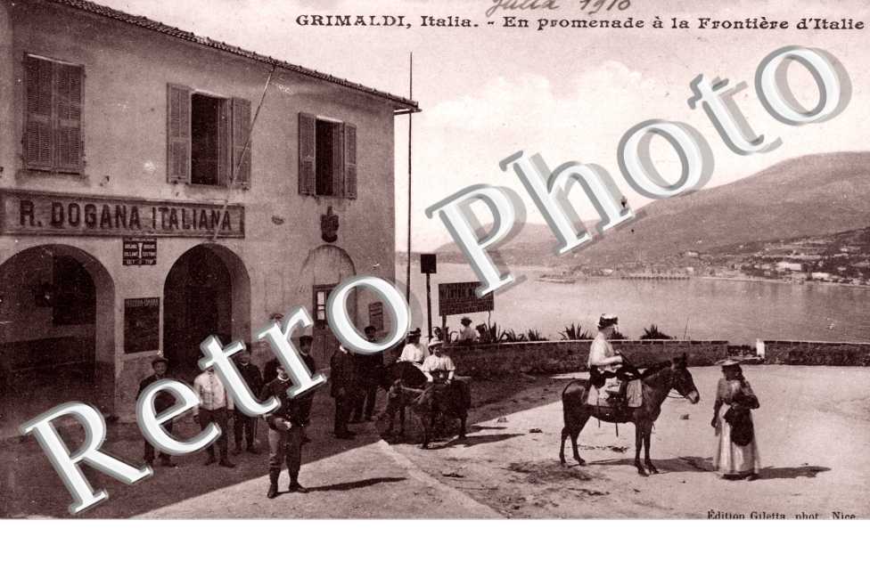 en promenade a la frontiere d'Italie