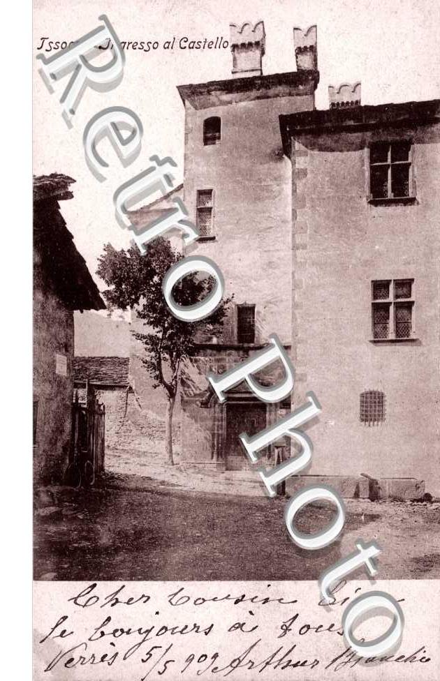 Ingresso al Castello