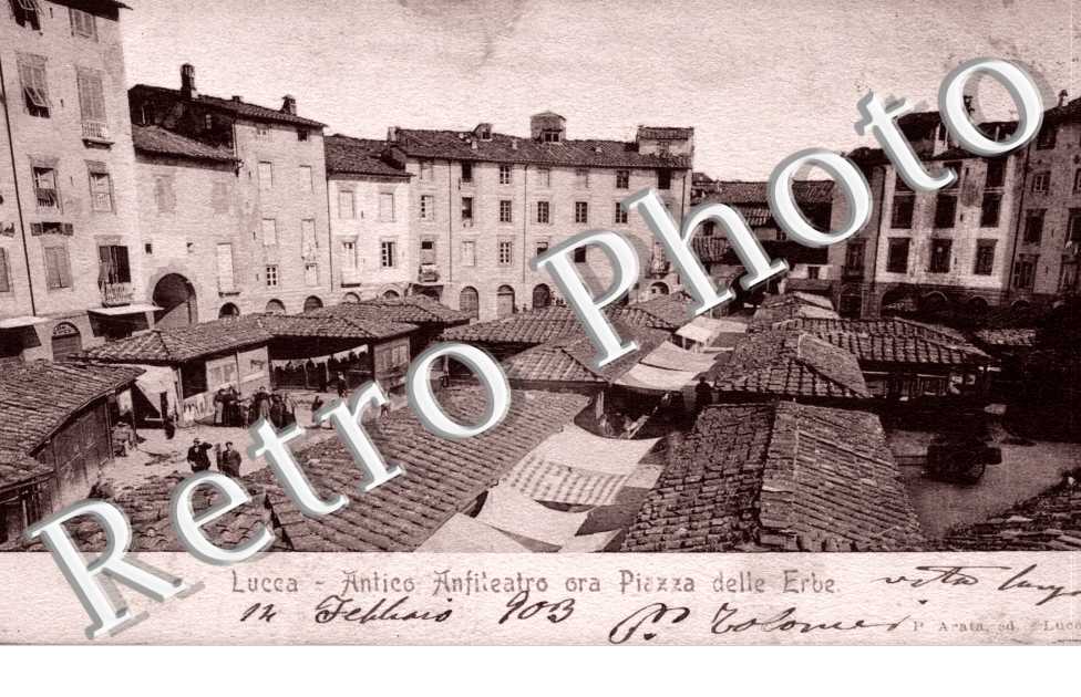 antico antiteatro ora piazza delle Erbe