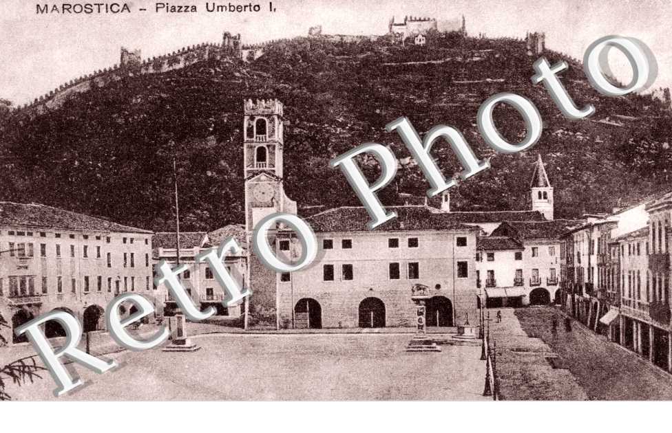 Piazza Umberto I.