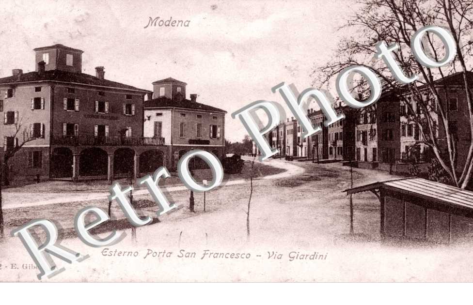 esterno porta San Francesco